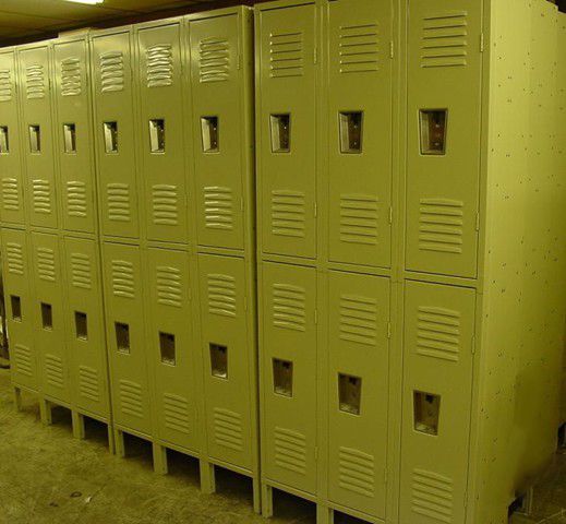 Used lockers - Pittsburgh, PA - Alpha-Omega Shelving, Inc