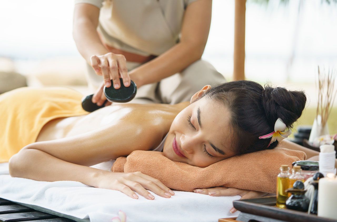 Full Body Massage — Evanston, IL — Dolce Spa