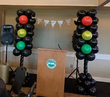 Traffic Light Balloon Shape — Granger, IN — Make 'Em Pop Creations