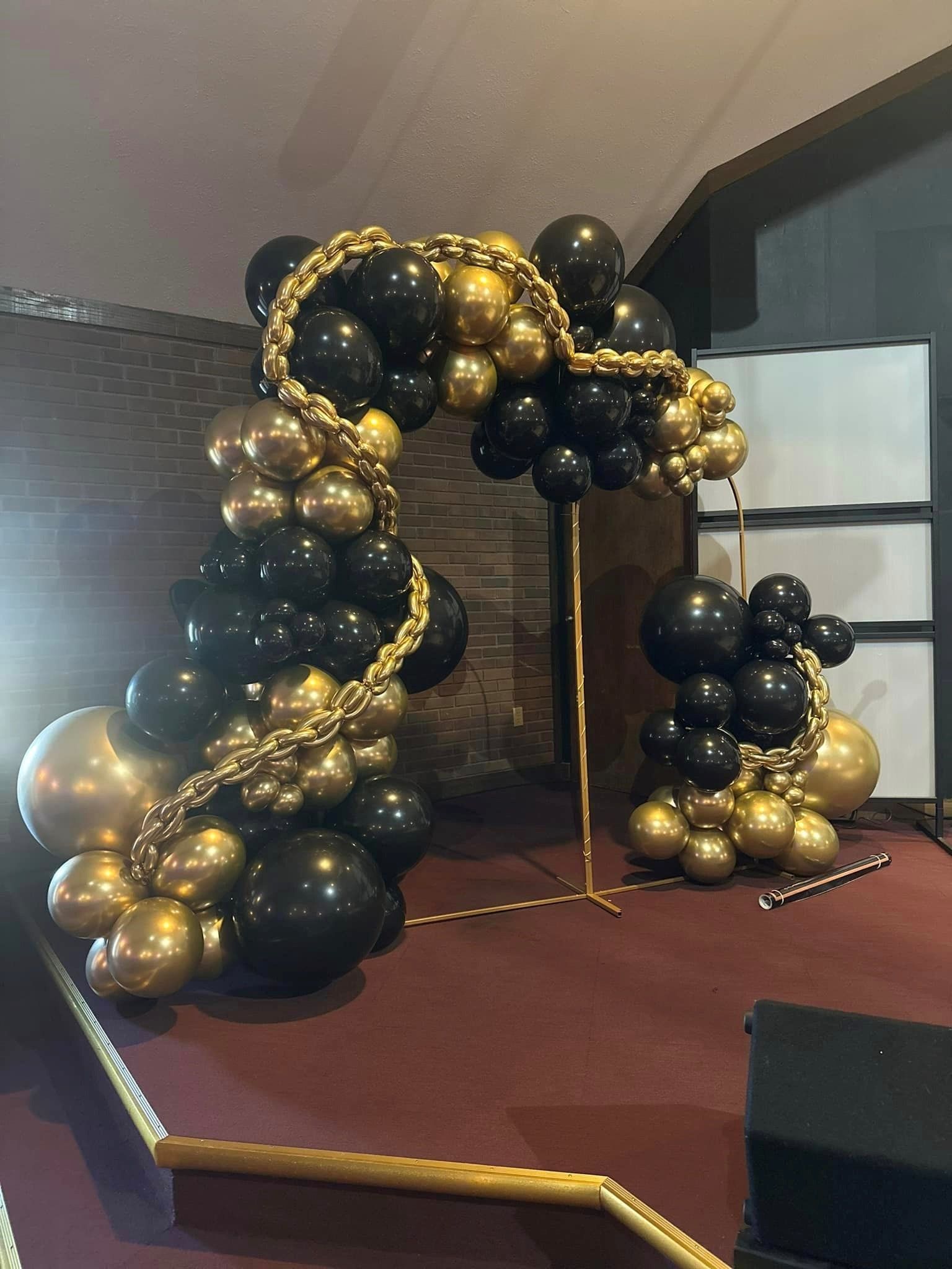 Black And Gold Balloons — Granger, IN — Make 'Em Pop Creations
