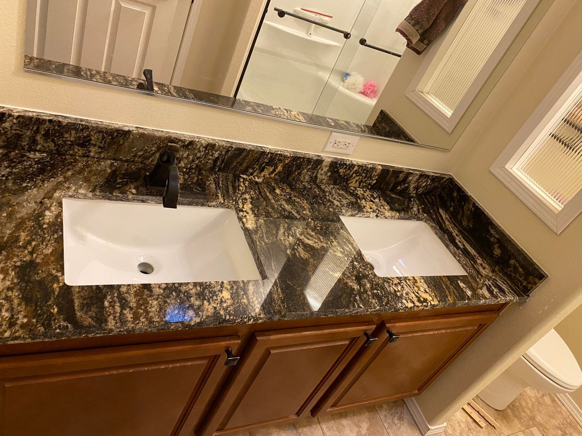 Side by side bathroom sinks