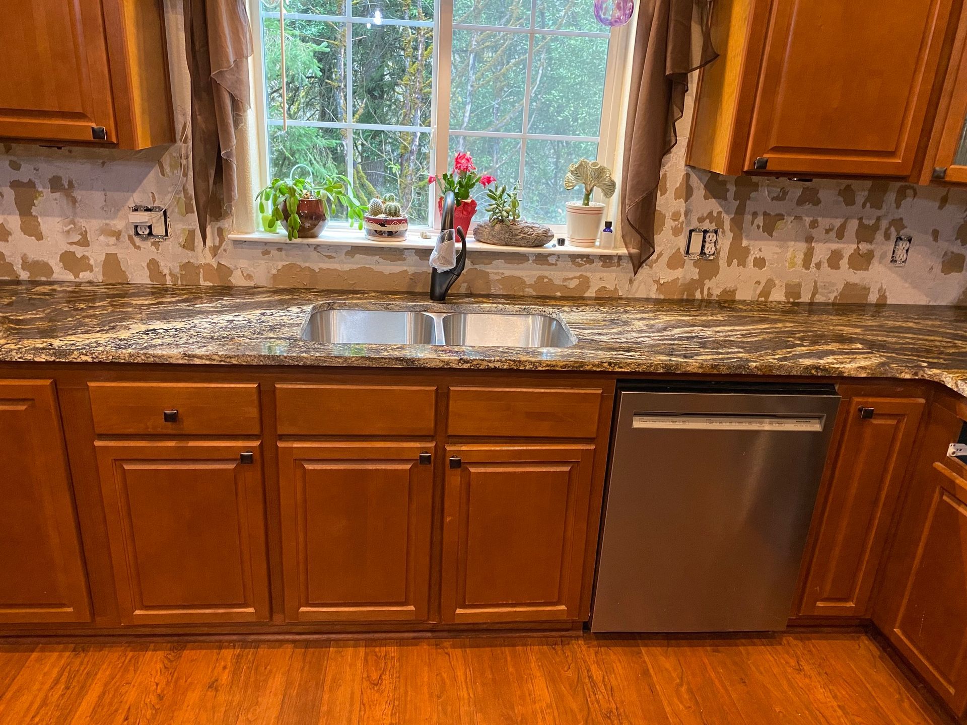 New Kitchen counter with stainless steel sink