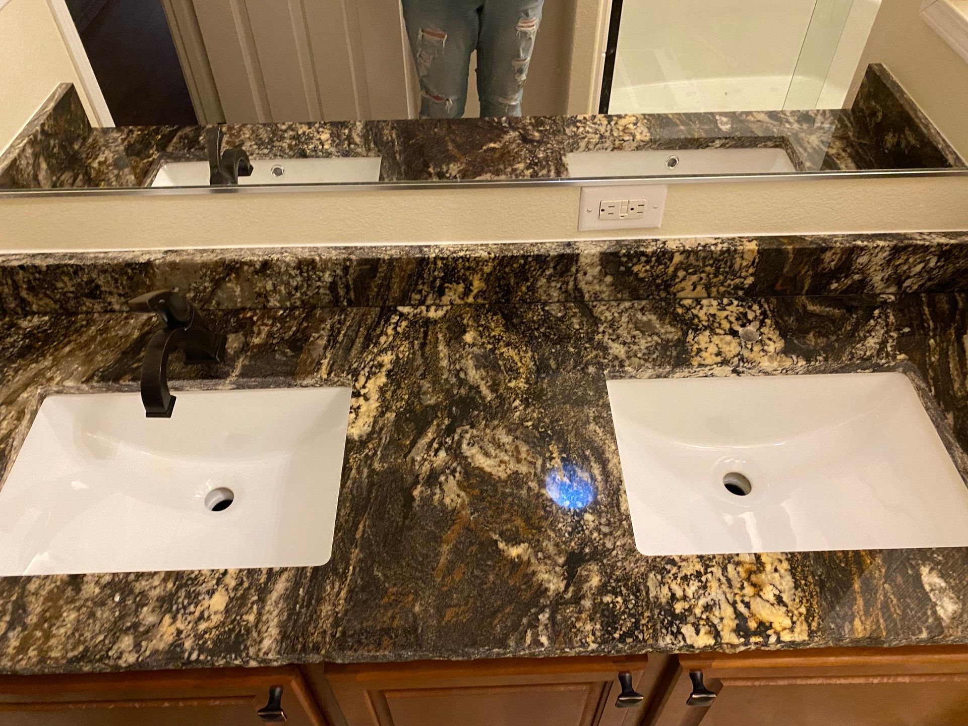 Side by side bathroom sinks