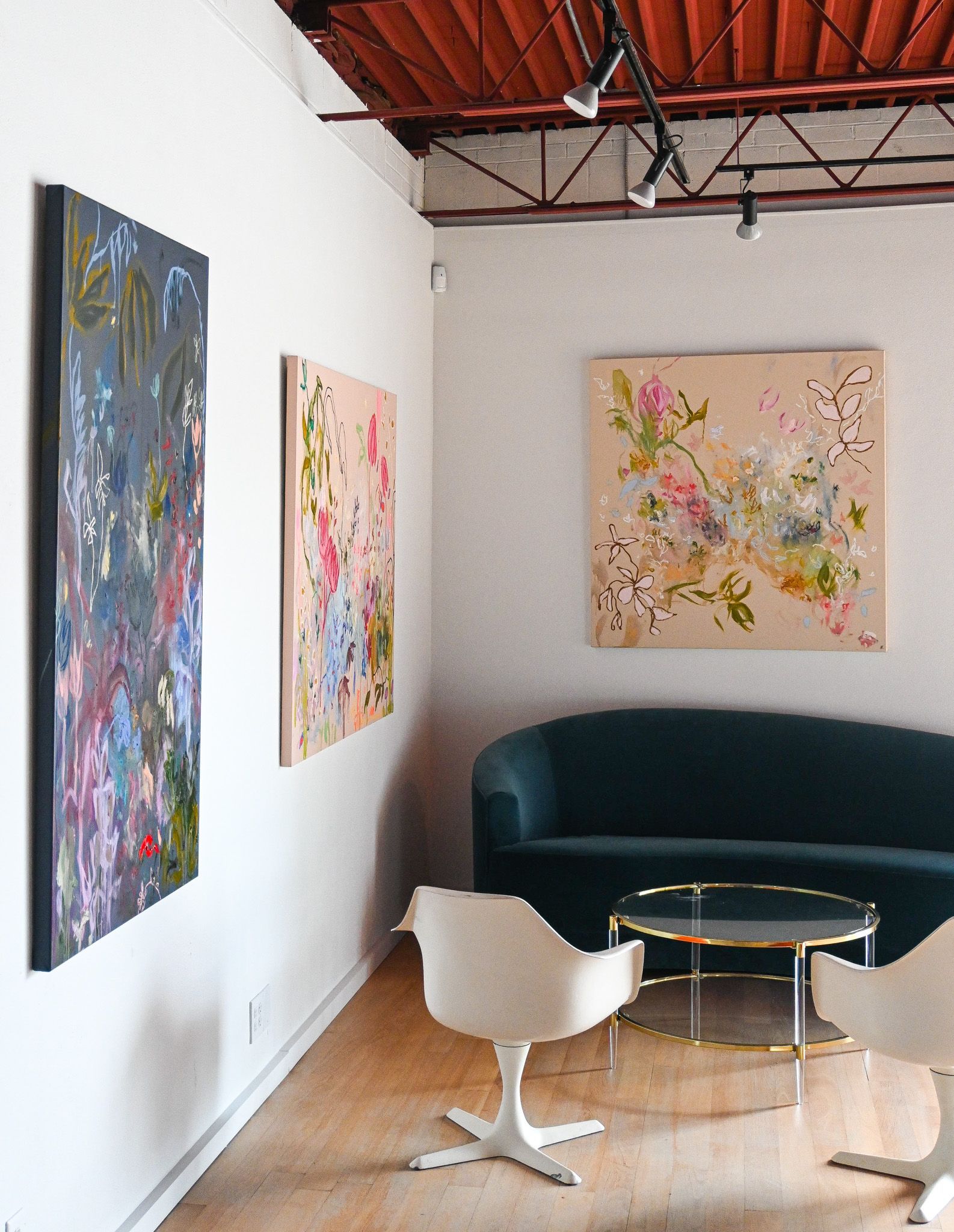 GROUP SHOW
Floral-inspired