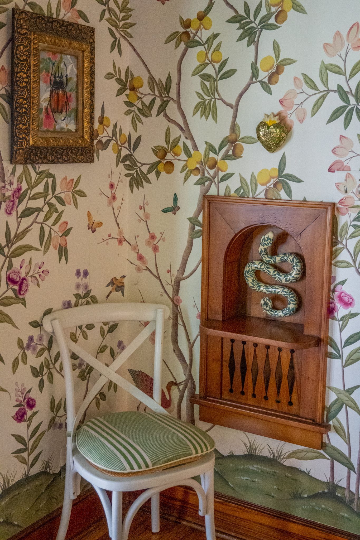Accent Corner