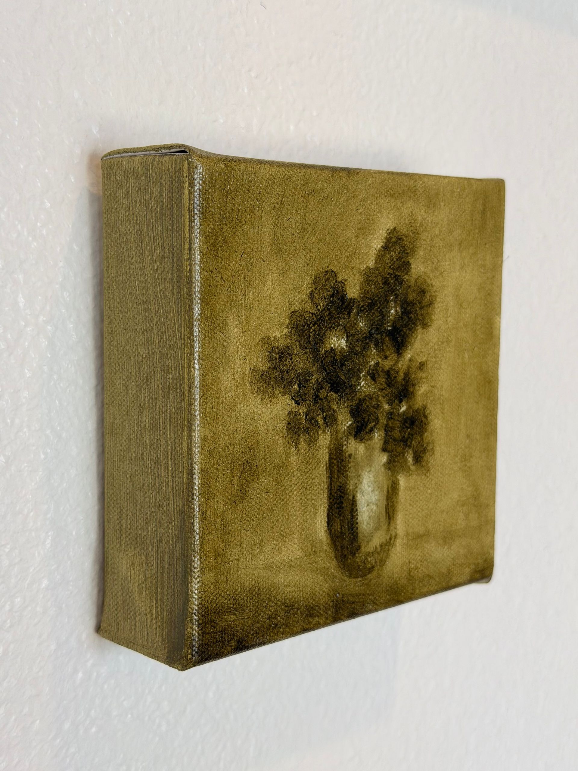 Tessa Brown sideshot