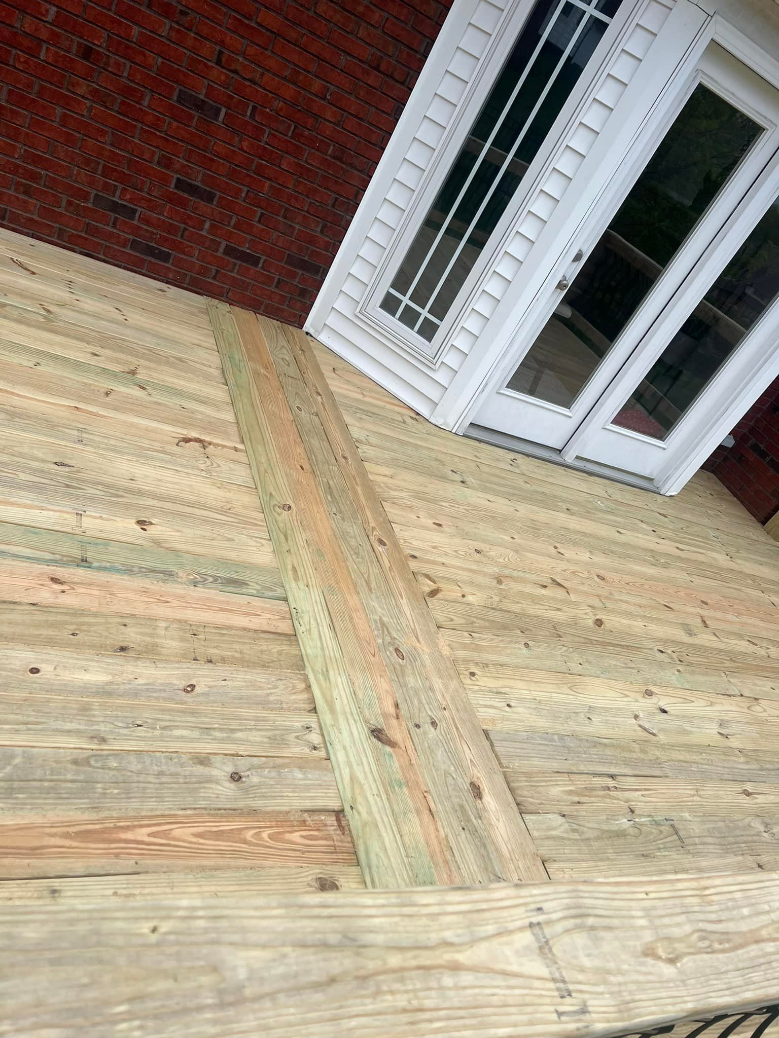wooden deck installation in louisville, ky