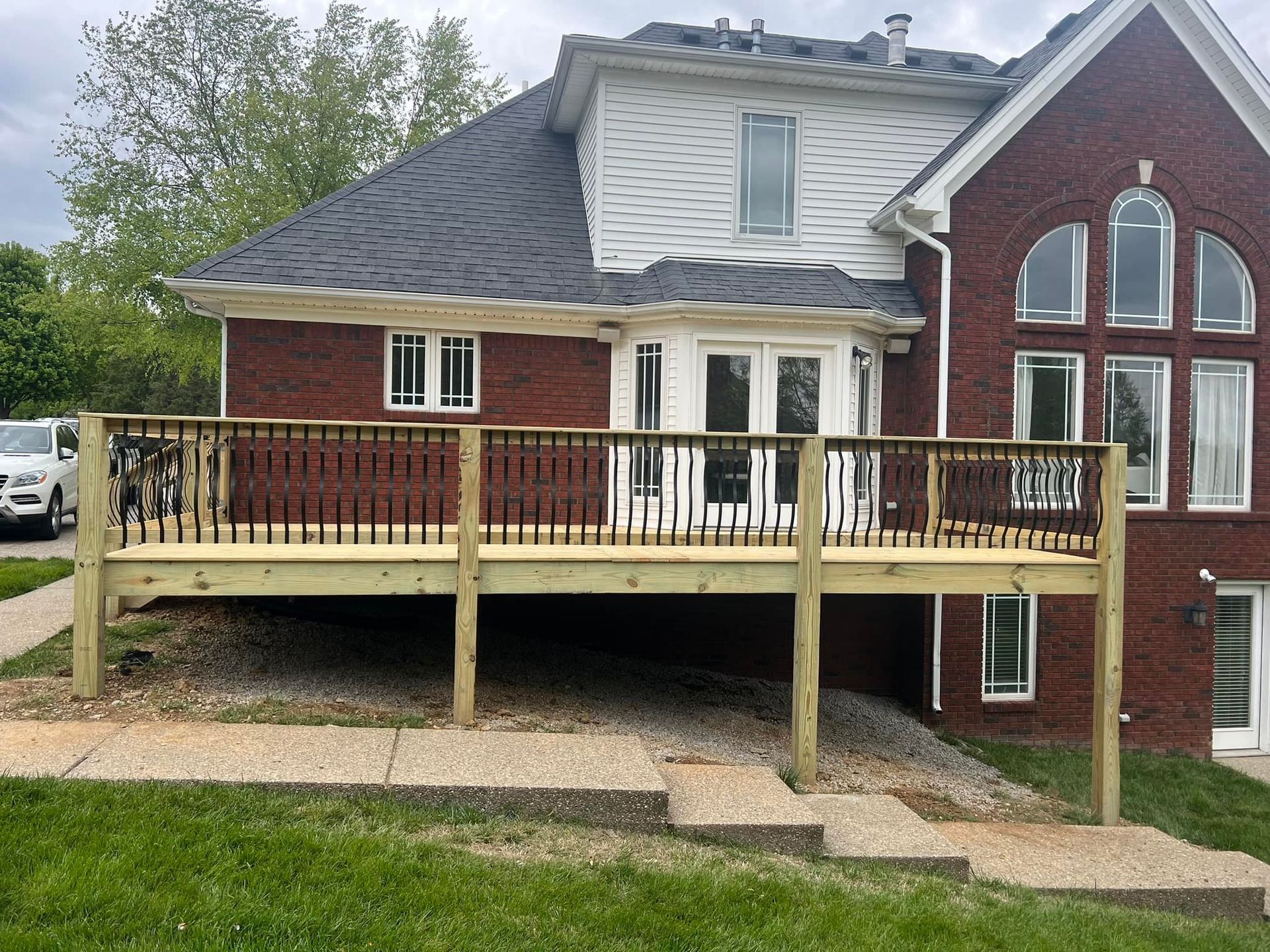 wooden deck installation in louisville, ky