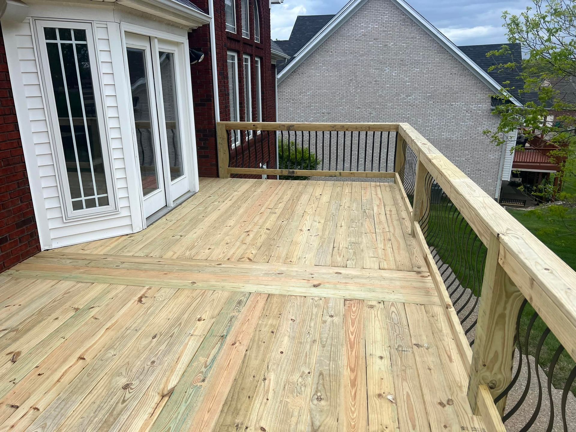wooden deck installation in louisville, ky