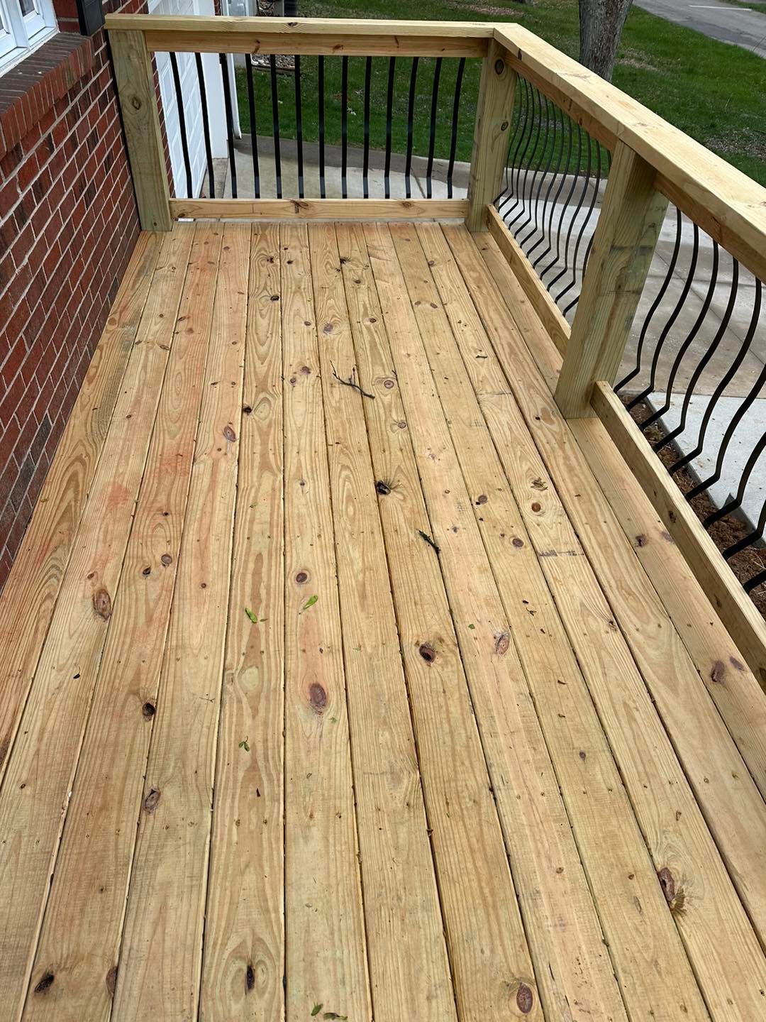 wooden deck installation in louisville, ky