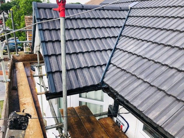 Gateshead Roofers JSV Roofing are roof repair and replacement roof installation specialists