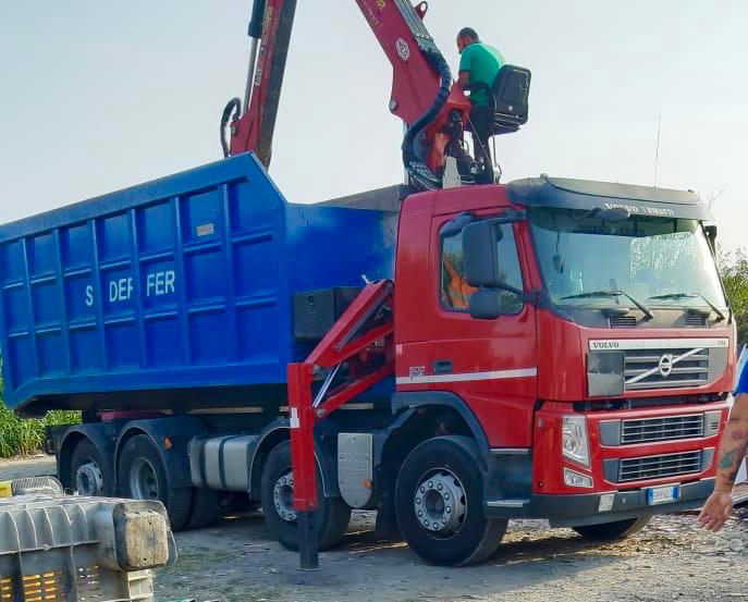 Macchinario per lavorazione rottami