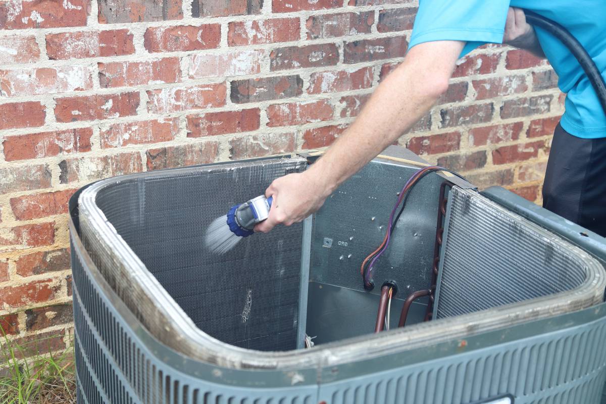 Cleaning ac coils, air conditioner coil cleaner, hvac coil cleaner near Lexington, Kentucky (KY)