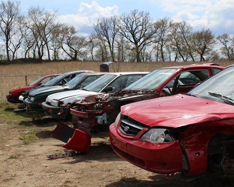 Row Of Wrecked Auto — Ellendale, MN — Misgen Auto Parts