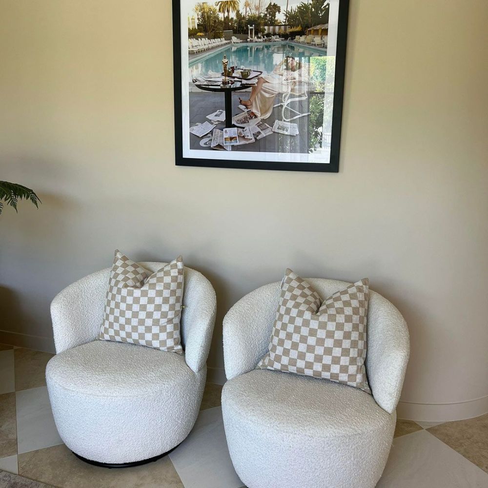Two Chairs in A Room with A Picture on The Wall Above Them — Beith Building & Developments Pty Ltd In Burleigh Heads, QLD