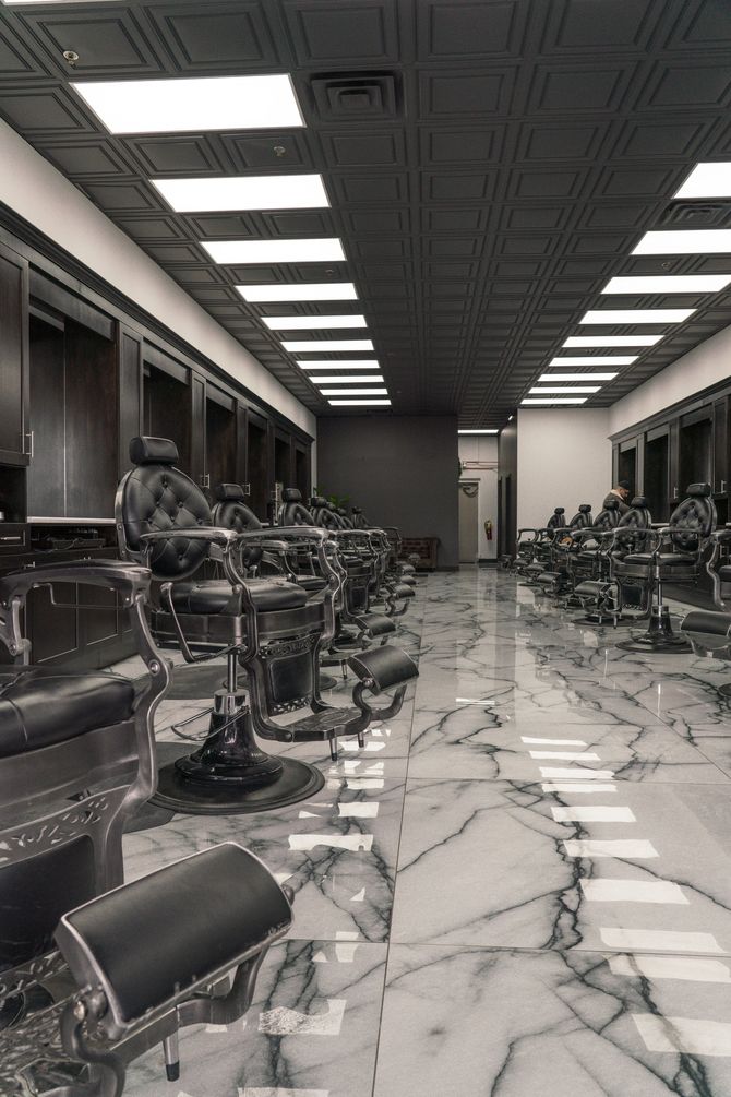 Best in South Elgin, IL Sauvage Barber Parlor