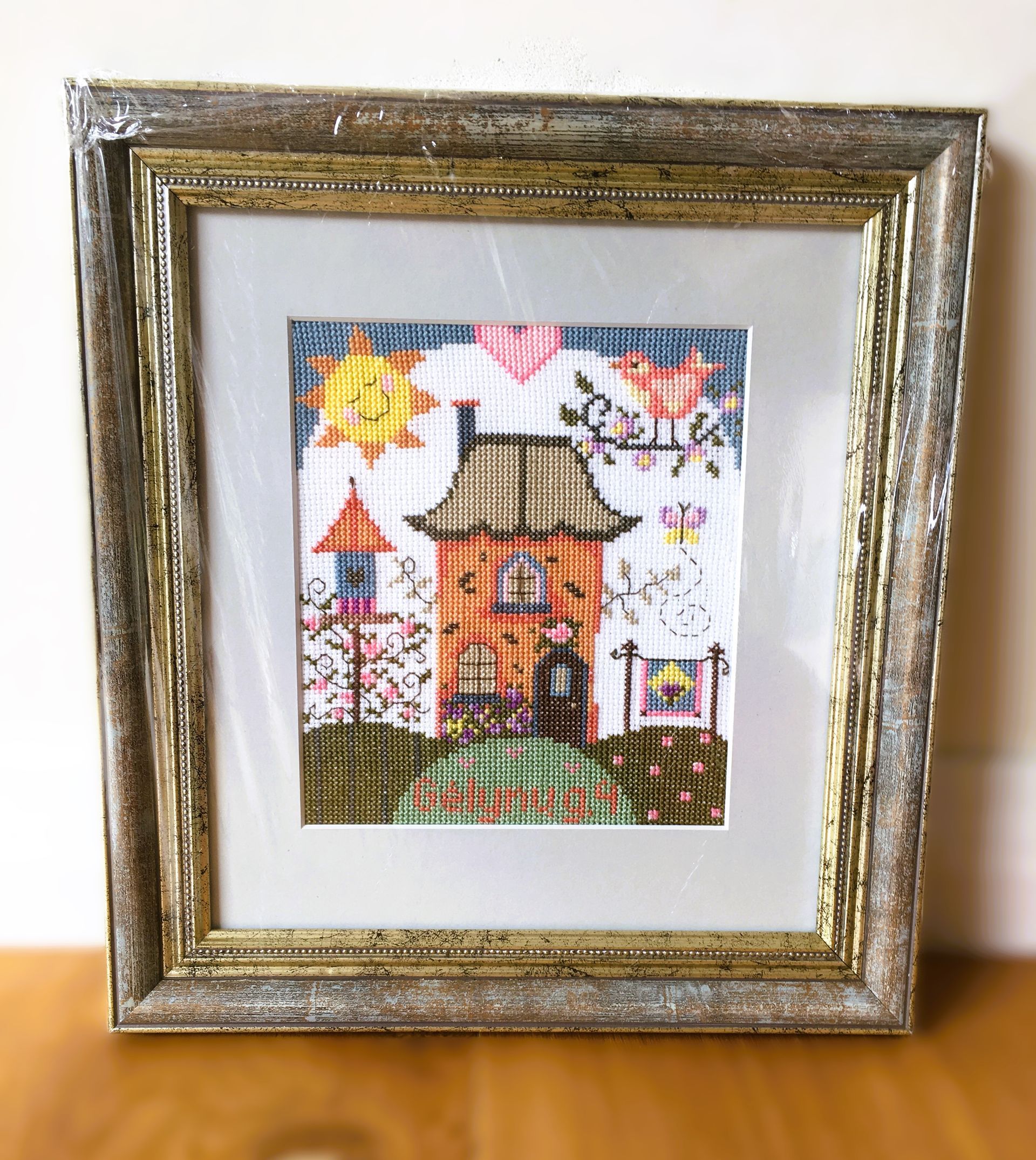 cross-stiched-house-present-kryzeliu-siuvineta-ikurtuviu-dovana-namas