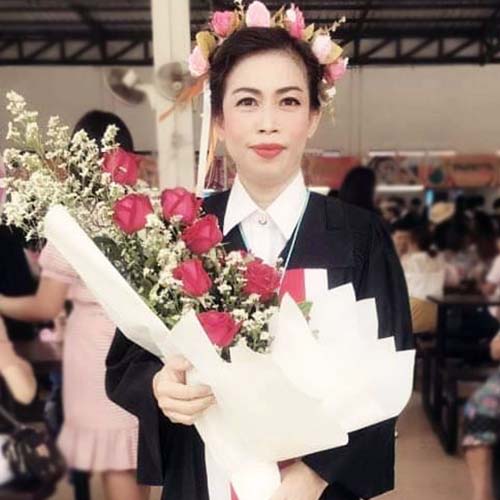 Thai graduation