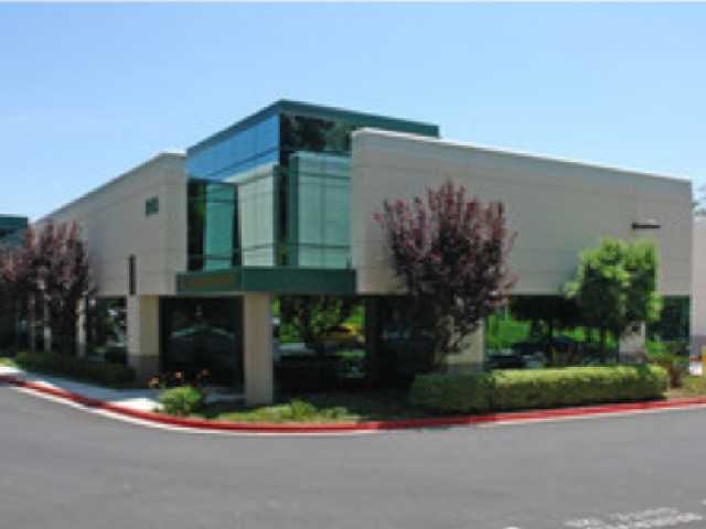 Cornwell Business Center | Covey Commercial