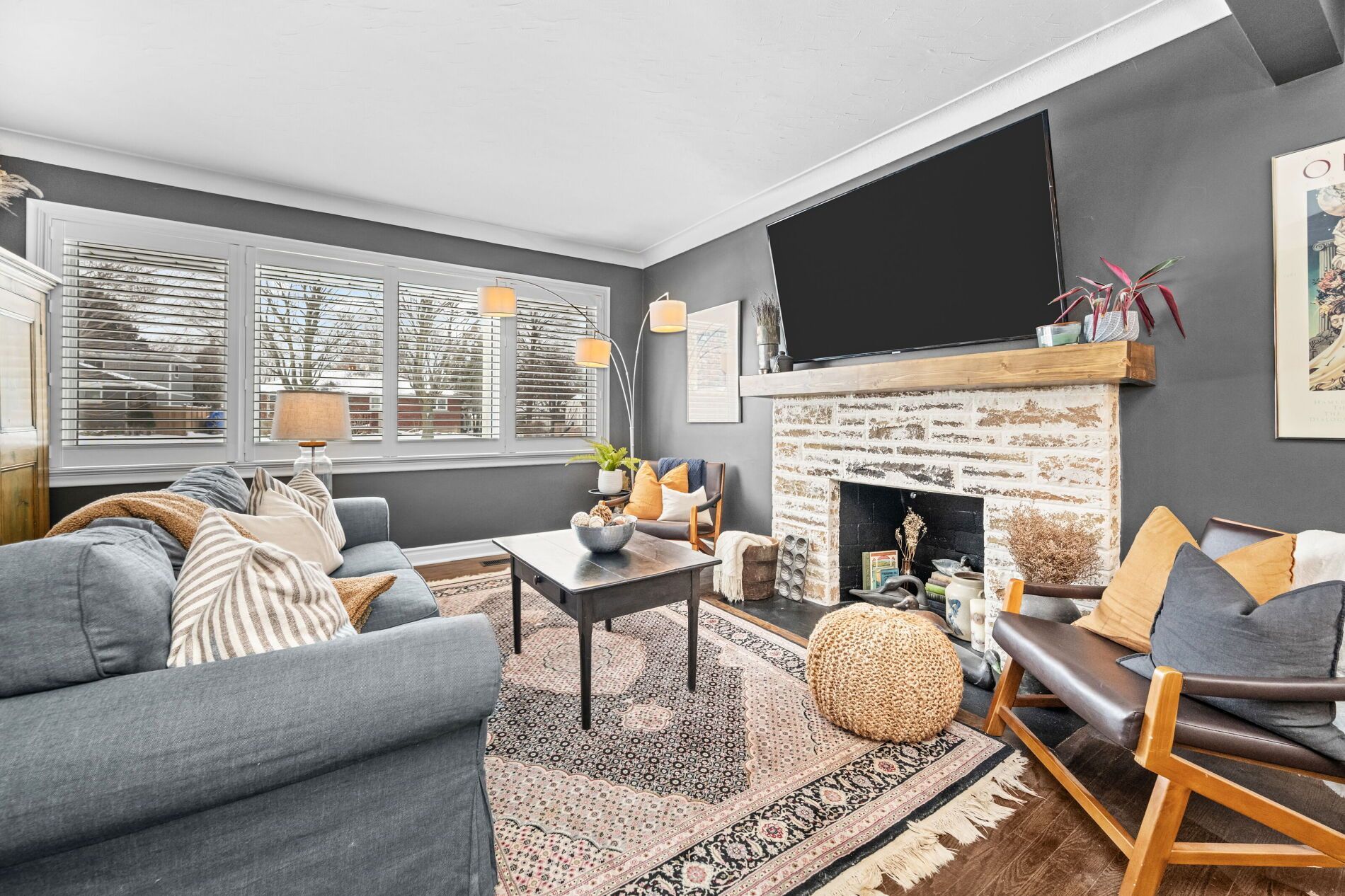 Grimsby, 111 Leitch Drive - Laura Cooper