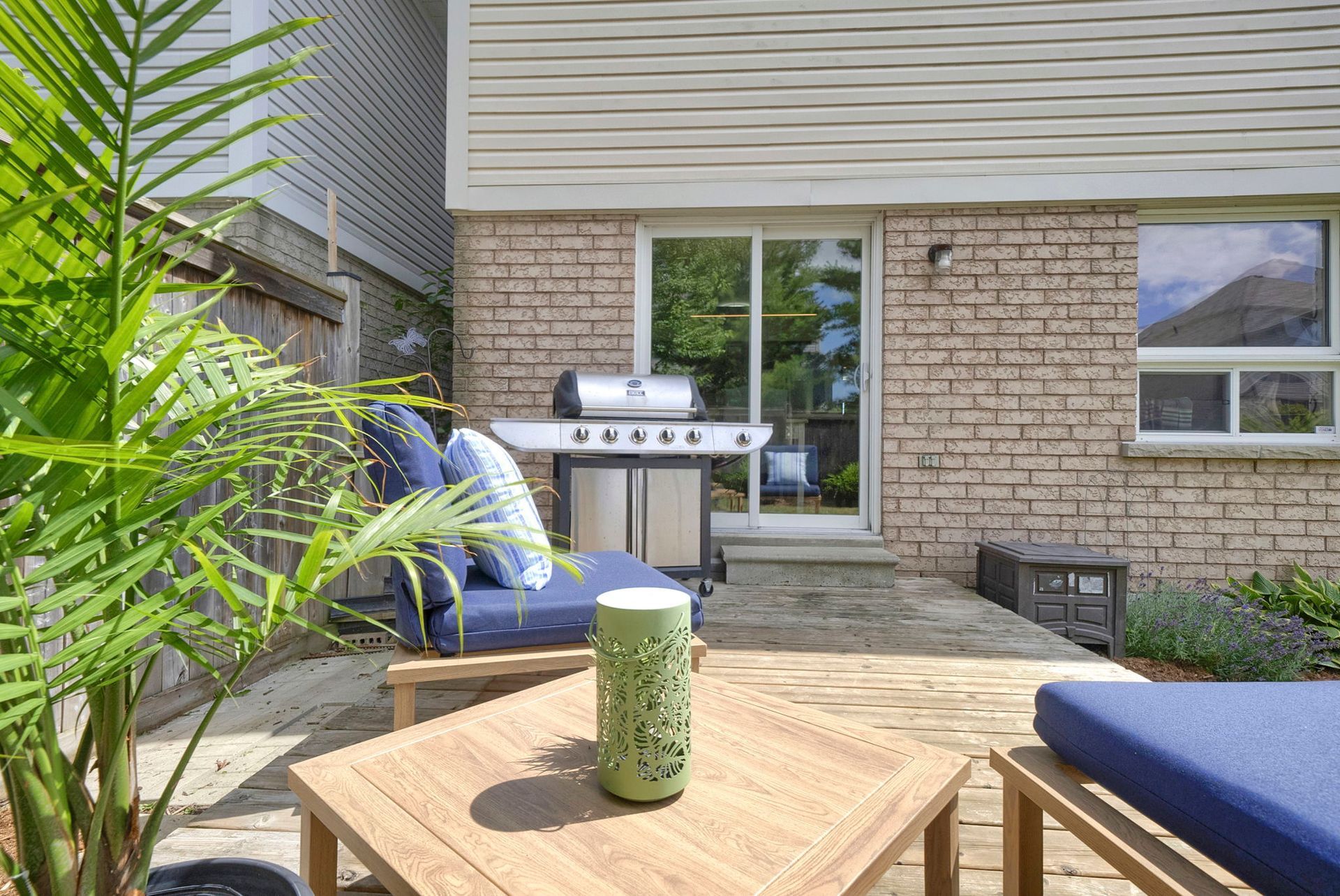 Bowmanville, 207 Eldad Dr - Laura Cooper