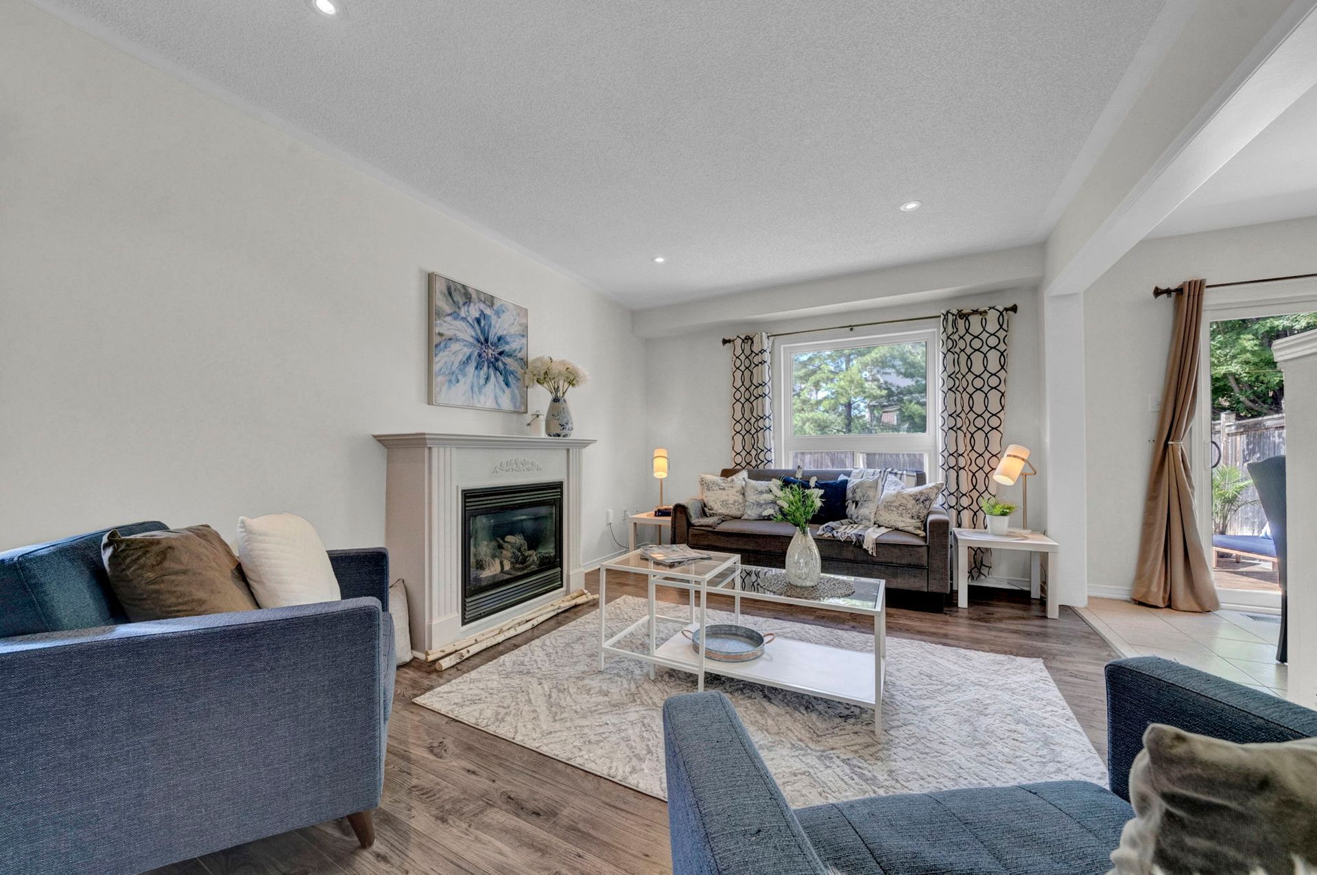 207 Eldad Drive, Bowmanville Real Estate, Laura Cooper