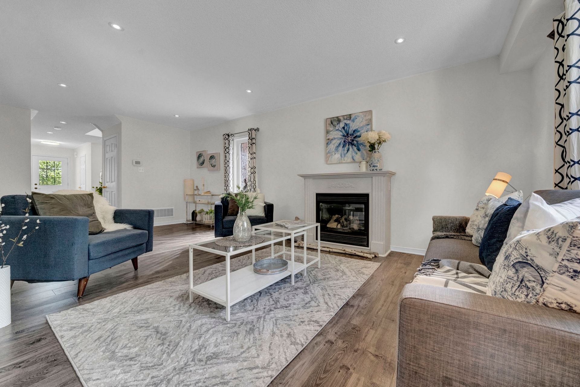 Laura Cooper Real Estate, Bowmanville - 207 Eldad Drive