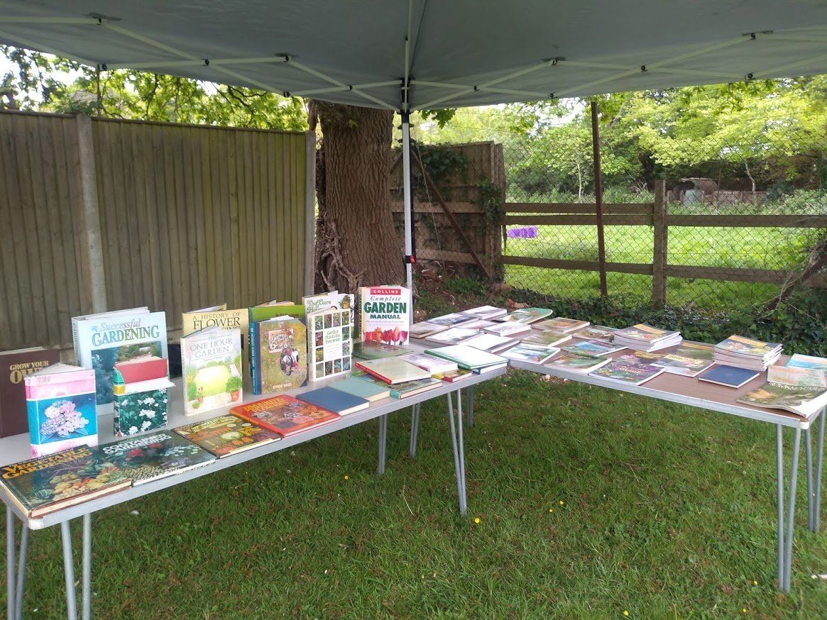 Tables with gardening books
