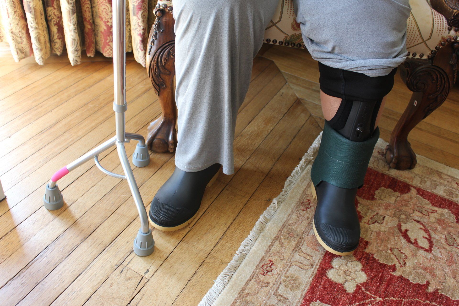 Walking Stick and Splint for Stroke