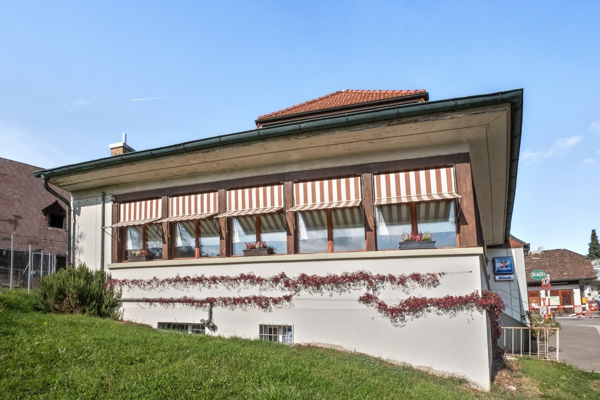 Restaurant Rössli - Blick in den Hauptsaal