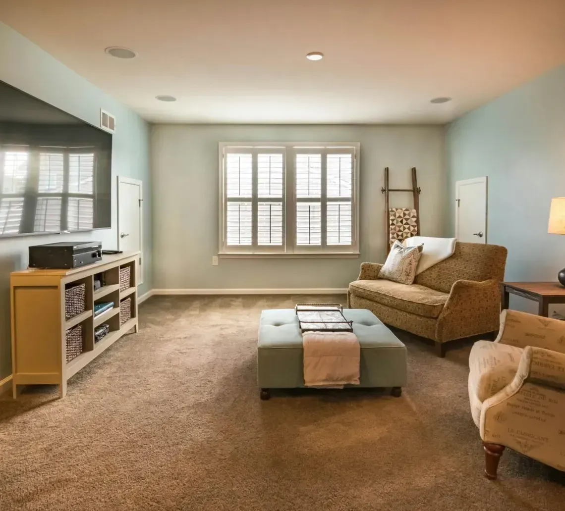 Decorative wallpaper pattern in a residential interior