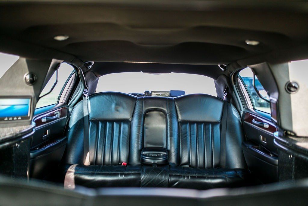 Chrysler stretch limo with sleek black exterior