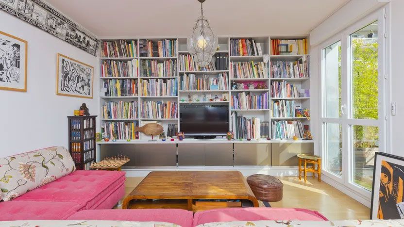 How 3 Designers Would Spend $200 to Style Your Bookshelf