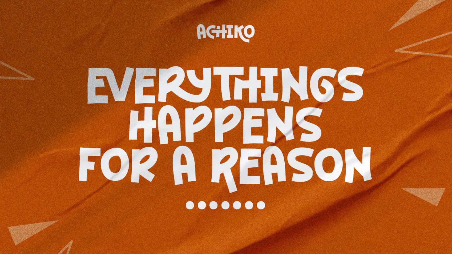 Fundo laranja com texto branco: