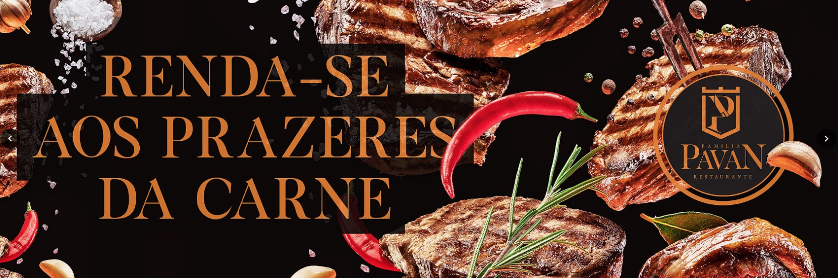 Carne grelhada com especiarias sobre fundo preto. O texto diz