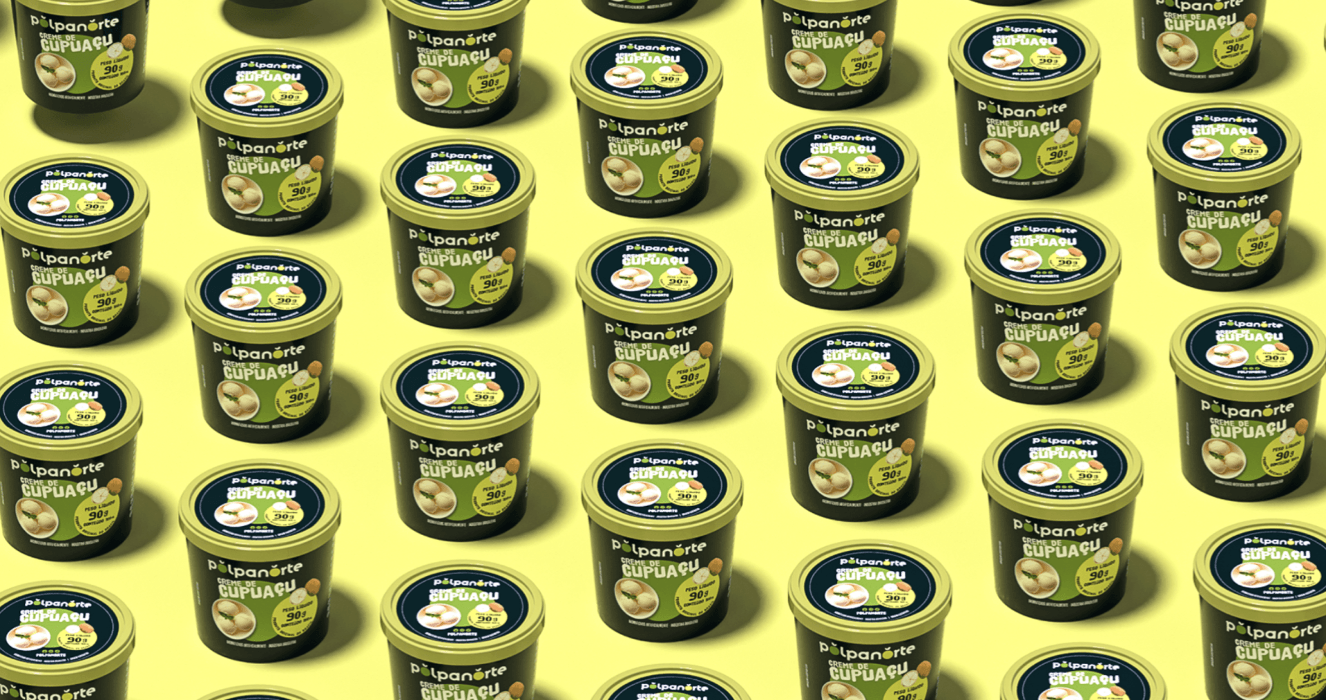 Uma fileira de copos de sorvete em um fundo amarelo.