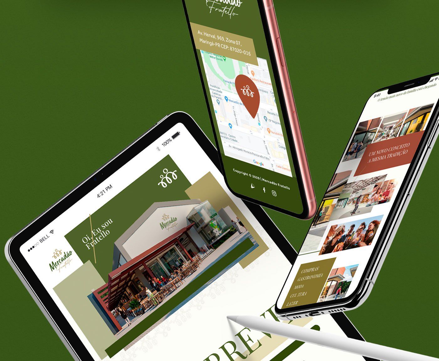 Três celulares estão em cima de um tablet.