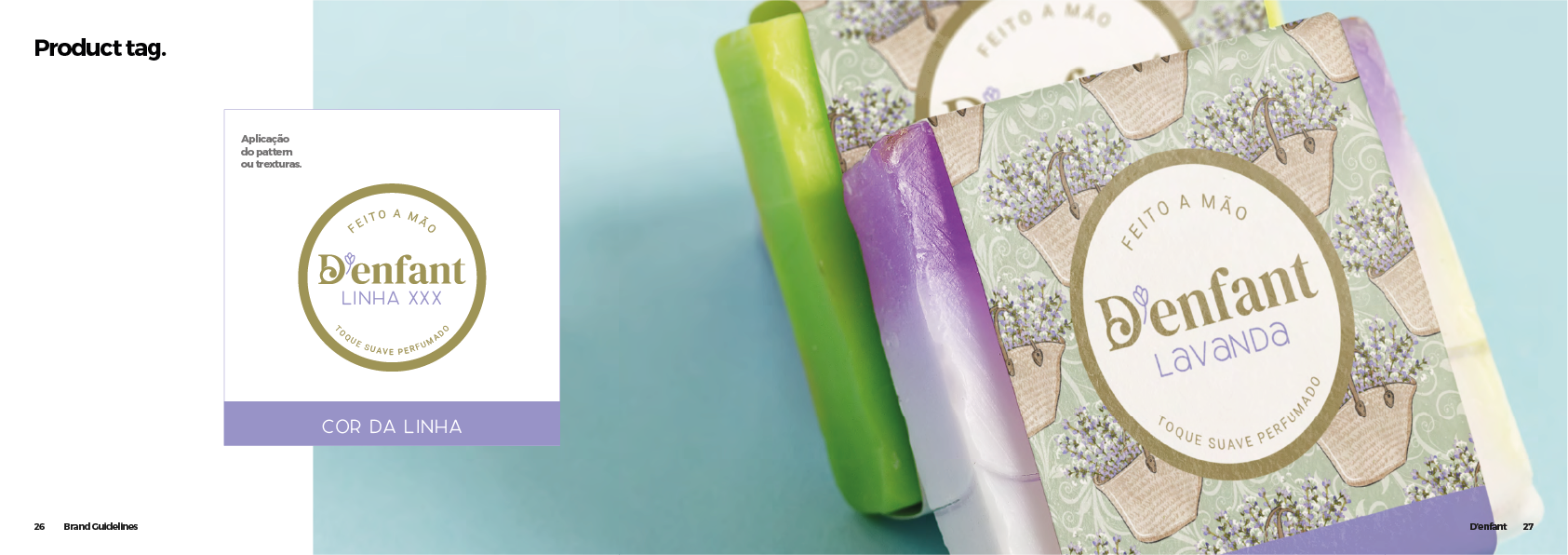 Design de embalagem de produto com um logotipo e três objetos embalados com um padrão floral em um fundo azul claro.