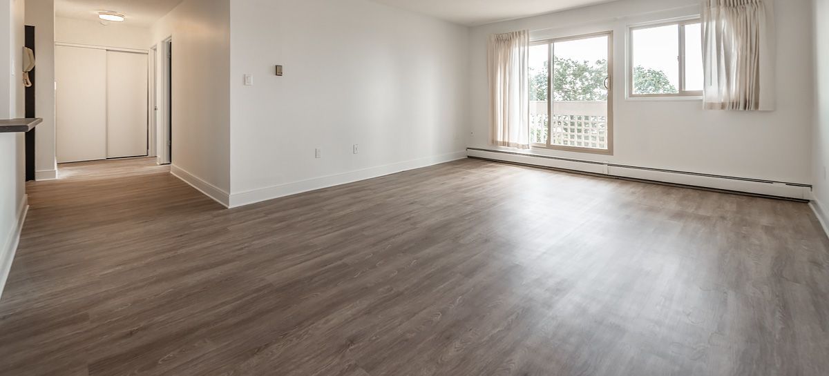 Macaulay East Apartments Suites