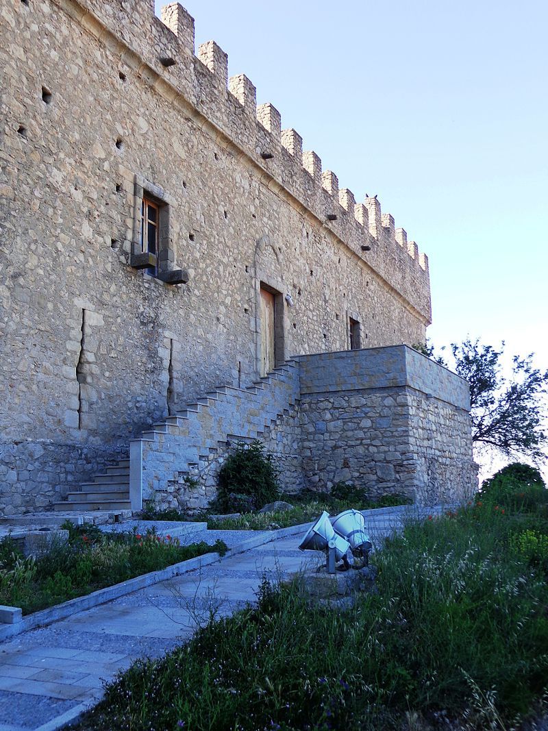 Montalbano Elicona castelli medievali sicilia