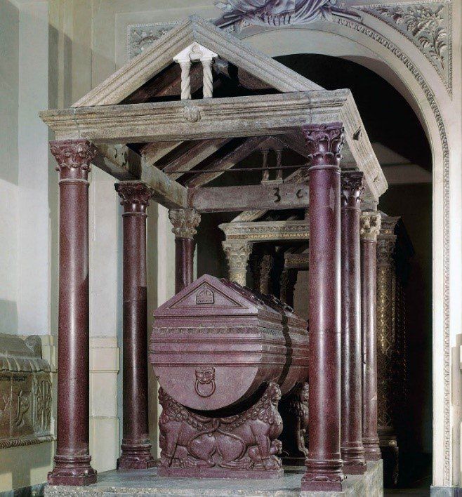 Tomba Cattedrale Palermo Federico II porfido rosso