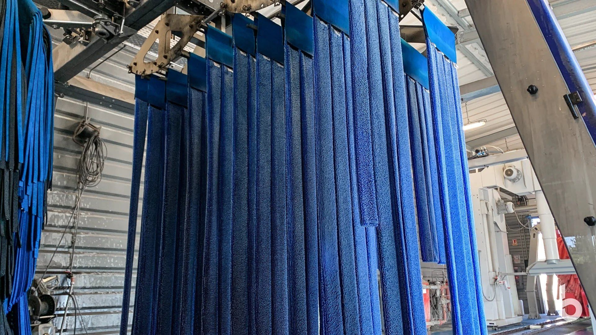 Christ Car wash mitter