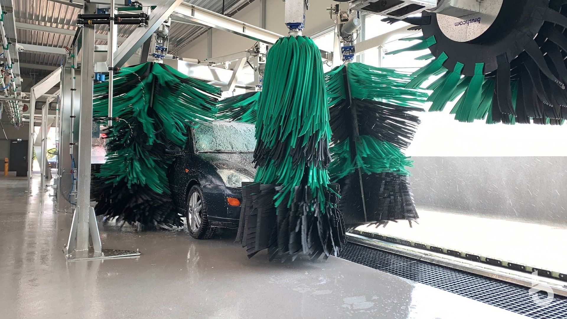 Car wash brushes