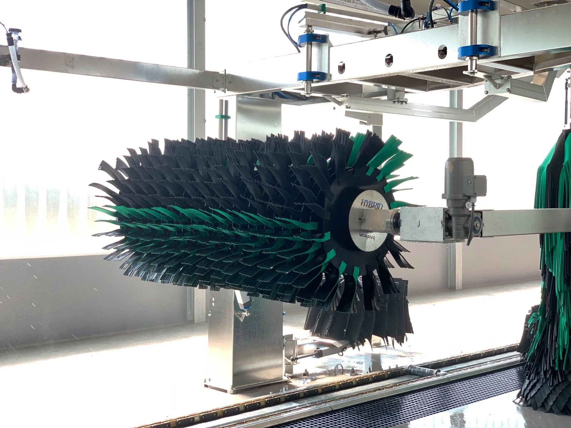 Hybrid car wash top brush