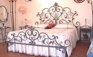 wrought iron bed