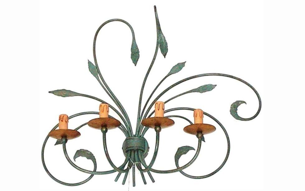 lampadario in ferro battuto a quattro braccia