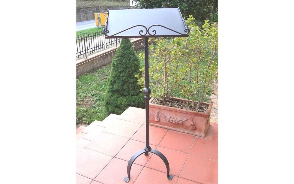 leggio in ferro battuto