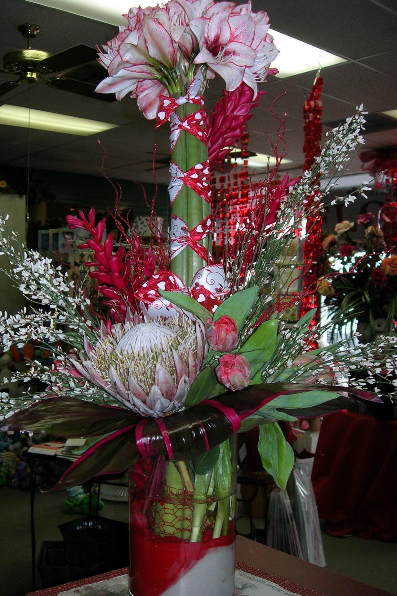 Valentine's Day Flowers — Holiday Centerpiece at Party in Houston, TX