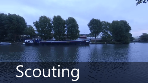 Foto van het binnenvaartschip van scoutinggroep J. P. Coen waar Joeri op heeft gezeten