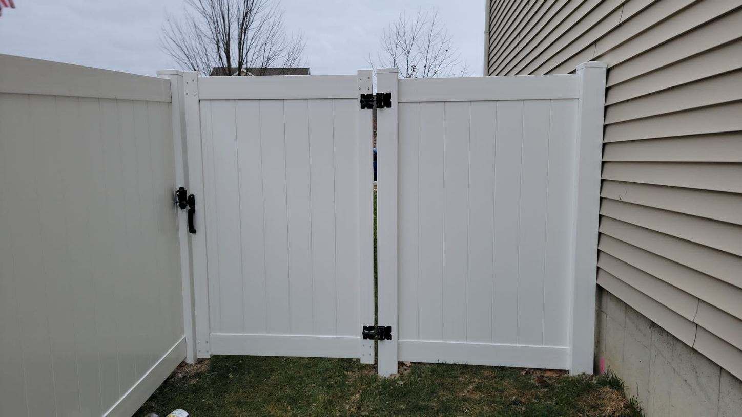 Two Door — Griffith, IN — Rojas Fencing & Decking